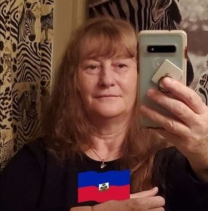 Meet your Posher, Janet